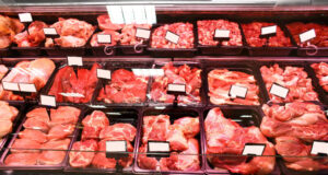 https://www.freepik.com/premium-photo/fresh-meat-premium-cuts-beef-chicken-lamb-pork-healthy-delicious-meals_394324953.htm#fromView=search&page=1&position=32&uuid=b1c72f6c-5c0a-4616-b787-dbe461229052&query=beef+shelve