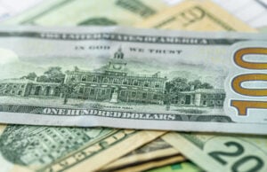 https://www.freepik.com/free-photo/one-hundred-american-dollars-closeup-paper-money-cash_33651011.htm#fromView=search&page=1&position=42&uuid=44ff3f04-0019-4ecd-9729-6afd5279c6cb&query=us+economy