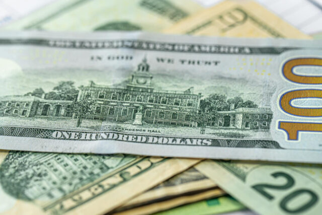 https://www.freepik.com/free-photo/one-hundred-american-dollars-closeup-paper-money-cash_33651011.htm#fromView=search&page=1&position=42&uuid=44ff3f04-0019-4ecd-9729-6afd5279c6cb&query=us+economy