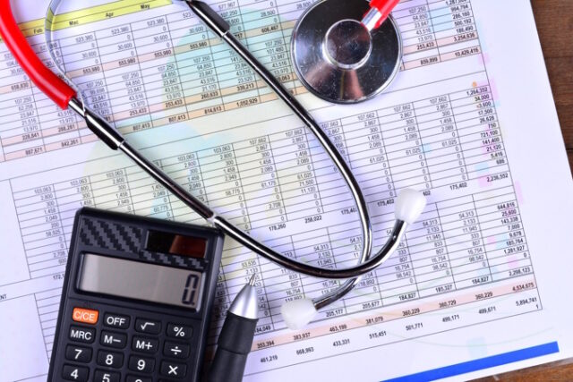 https://www.freepik.com/premium-photo/health-care-costs-stethoscope-calculator-symbol-health-care-costs-medical-insurance_18639722.htm#from_element=cross_selling__photo