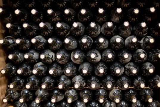https://www.freepik.com/free-photo/lots-red-wine-bottles-winery_10353376.htm#fromView=search&page=1&position=24&uuid=02442677-0bbd-4b3d-a557-4a9d5d1e5a5a&query=array+of+wine+corks
