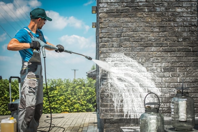Brick Wall Pressure Washing https://www.vecteezy.com/photo/24525187-brick-wall-pressure-washing