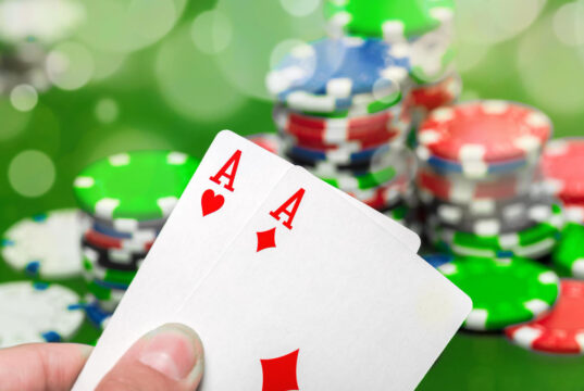 https://www.freepik.com/free-photo/poker-chips-table_21061903.htm#fromView=search&page=1&position=14&uuid=f2a2b06a-cc7b-443a-b382-2a7e445dbd59&query=omaha+poker