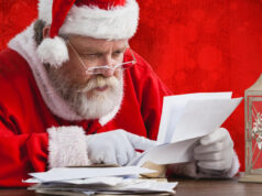 https://www.freepik.com/premium-photo/composite-image-santa-claus-reading-letter_28155282.htm#from_element=cross_selling__photo