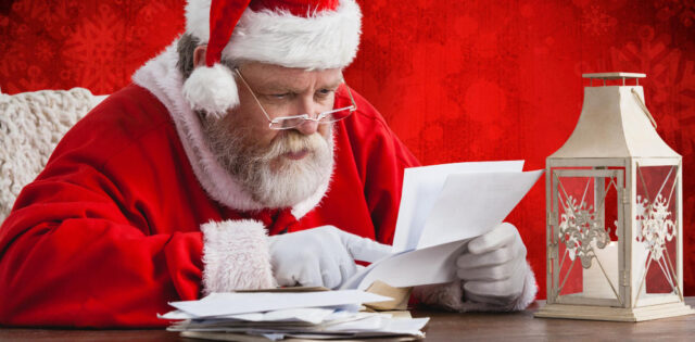 https://www.freepik.com/premium-photo/composite-image-santa-claus-reading-letter_28155282.htm#from_element=cross_selling__photo
