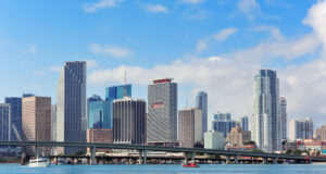 https://www.freepik.com/free-photo/miami-skyscrapers-with-bridge-sea-day_29453207.htm#fromView=image_search&page=1&position=0&uuid=f3f09dc9-6a23-4541-b143-90049a0dc629&query=florida