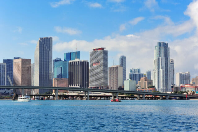 https://www.freepik.com/free-photo/miami-skyscrapers-with-bridge-sea-day_29453207.htm#fromView=image_search&page=1&position=0&uuid=f3f09dc9-6a23-4541-b143-90049a0dc629&query=florida
