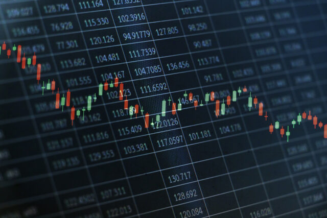 169 https://www.freepik.com/premium-photo/online-business-screen-concept_3030424.htm#fromView=search&page=1&position=48&uuid=8f654636-64a3-4cfa-b003-b1e4548eec74&query=stock+market