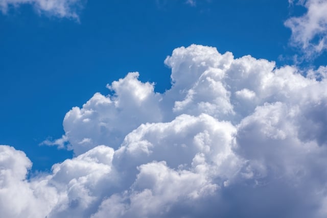 https://www.vecteezy.com/photo/75629710-clouds-in-blue-sky-during-sunny-day