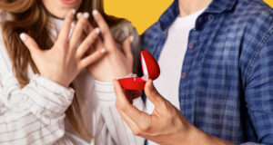 https://www.vecteezy.com/photo/52354219-marriage-proposal-and-people-emotions-focus-on-box-with-ring-in-strong-man-hand-and-excited-gestures-of-happy-and-surprised-woman-isolated-on-yellow-background-studio-shot-close-up-cropped