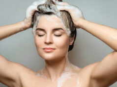 https://www.vecteezy.com/photo/14354072-young-beautiful-woman-is-washing-her-hair-with-a-shampoo