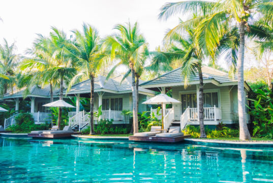 https://www.freepik.com/free-photo/light-garden-luxury-pool-nature_1044037.htm#fromView=search&page=1&position=0&uuid=865bea52-78ef-4d7a-8936-b148038800a3&query=vacation+home