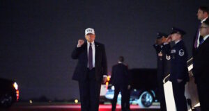 Inside Trumps High-Stakes Decision to Strike Iran