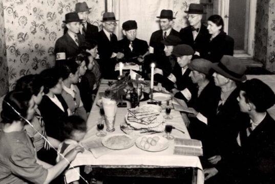 https://1943.pl/en/artykul/pesach-of-warsaw-jews-1940-1942/