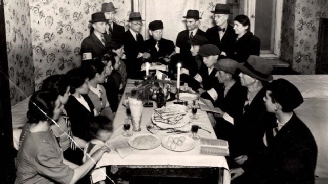 kopia2_Item-ID-1025-FA33_1860-800x450-1-800x450 https://1943.pl/en/artykul/pesach-of-warsaw-jews-1940-1942/