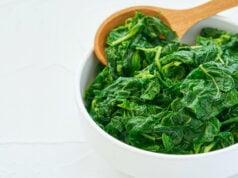 Spinach, Apples, and More Land on This Year’s Dirty Dozen List—Should You Worry? https://www.vecteezy.com/photo/22850277-close-up-green-cook-leaf-spinach-salad-in-white-bowl-on-white-table-background-leaves-spinach-or-heap-of-spinach-food-salad