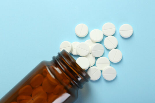 https://www.freepik.com/premium-photo/bottle-antibiotic-pills-light-blue-background-top-view_417130101.htm#fromView=search&page=1&position=25&uuid=07e918d7-1a1a-49a3-b3d6-c635c00b94fe&query=pills
