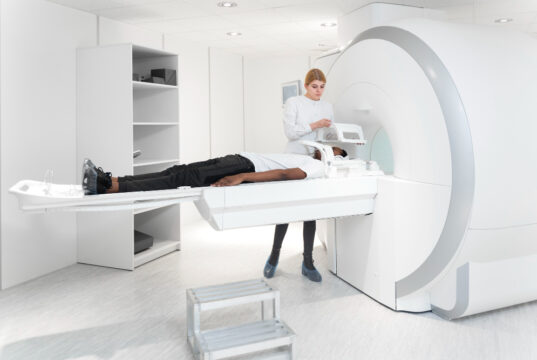 https://www.freepik.com/free-photo/full-shot-patient-getting-ct-scan_24482095.htm#fromView=search&page=1&position=11&uuid=ba23a599-ec29-4d1a-adda-66991fbba808&query=hospital+proton+beam