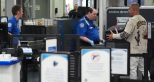 The Great Checkpoint Shift: Trump’s 2026 Push to Privatize Airport Security