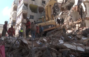 Vance Departs for Pakistan Peace Summit as Trump Threatens “Total Annihilation” if Iran Breaks Ceasefire (4-Videos)