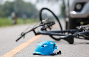 https://www.magnific.com/premium-photo/accident-car-crash-with-bicycle-road_16720940.htm#fromView=search&page=1&position=22&uuid=55b36a36-93b5-4c43-8728-412ce863f814&query=bicycle+accident