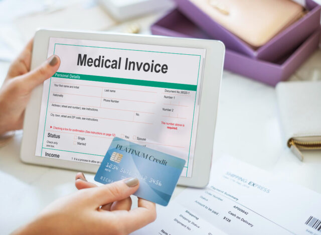https://www.magnific.com/free-photo/medical-invoice-document-form-patient-concept_18129423.htm#fromView=search&page=1&position=14&uuid=44d212f4-91dc-4c04-9594-7c953eafd9b2&query=digital+doctor+bills