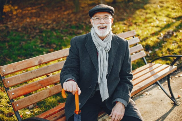 19083 https://www.magnific.com/free-photo/elegant-old-man-sunny-autumn-park_4049683.htm#fromView=search&page=3&position=41&uuid=856ec01e-48e0-4861-bdb6-c5a2ee2cf863&query=+centenarian+