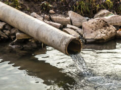 https://www.magnific.com/premium-photo/sewer-pipe-discharges-sewage-into-river-city_79491200.htm#fromView=image_search&page=1&position=11&uuid=31d40742-4ec1-4edf-92c6-bb134741c30b