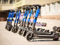 https://www.magnific.com/premium-photo/electric-scooters-are-parked-city-center-modern-public-mobile-transport_42804578.htm#from_element=cross_selling__photo