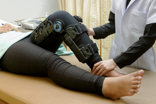 https://www.magnific.com/premium-photo/physiotherapist-stretch-exercises-patient-s-leg-rehabilitation-knee-injury_2182078.htm#from_element=cross_selling__photo