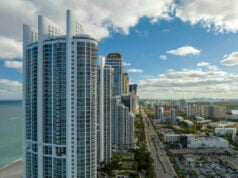 https://www.magnific.com/premium-photo/aerial-view-sunny-isles-beach-city-with-luxurious-highrise-hotels-condos-atlantic-ocean-shore-american-tourism-infrastructure-southern-florida_170932927.htm#fromView=search&page=1&position=5&uuid=c050832f-535d-4d63-b49b-3b469731f0f0&query=florida+condos
