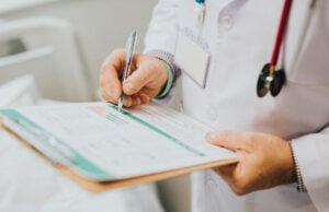 Building Locked-In Syndrome Cases in Florida: The Role of Medical Records https://www.magnific.com/free-photo/physician-noting-down-symptoms-patient_3469656.htm#fromView=search&page=1&position=0&uuid=90492e0d-eb03-4299-a2ce-77fb8edd1579&query=doctor+records