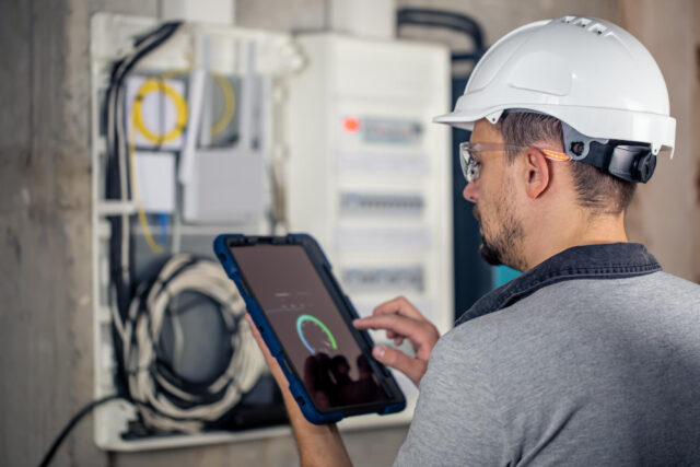 https://www.magnific.com/free-photo/man-electrical-technician-working-switchboard-with-fuses-uses-tablet_32293605.htm#fromView=search&page=1&position=3&uuid=8162716b-509f-4fbb-be96-95e83cb84163&query=energy+meters