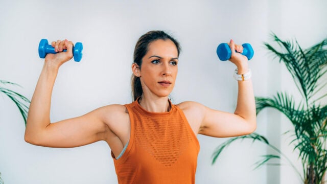 https://www.magnific.com/premium-photo/exercising-with-dumbbells-home_37720385.htm#from_element=cross_selling__photo