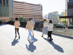 https://www.magnific.com/free-photo/back-view-young-citizens-walking-street-with-phones_7548557.htm#fromView=search&page=1&position=16&uuid=985a8969-7c9a-45f5-a9c8-f5c31628674f&query=neighbors+walking