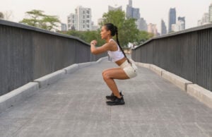 https://www.vecteezy.com/photo/7234472-a-young-fitness-woman-in-sportswear-exercising-in-city-park-healthy-and-lifestyles