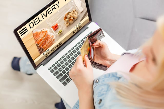 Food Delivery Fast Food Unhealthy Obesity Concept https://www.vecteezy.com/photo/16477064-food-delivery-fast-food-unhealthy-obesity-concept