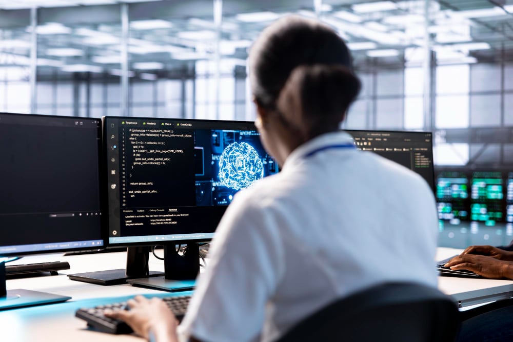 https://www.magnific.com/free-photo/server-hub-it-expert-using-ai-systems-input-data-faster_416754644.htm#from_element=cross_selling__photo