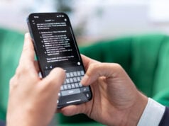 The Final Goodbye: Samsung Officially Pulls the Plug on Samsung Messages https://www.magnific.com/free-photo/bucharest-romania-july-30th-2024-man-typing-prompts-into-ai-powered-chat_417797712.htm#fromView=search&page=1&position=0&uuid=32eb7d76-e727-4dbe-b2b5-5cc67bc1d66b&query=samsung+text+message