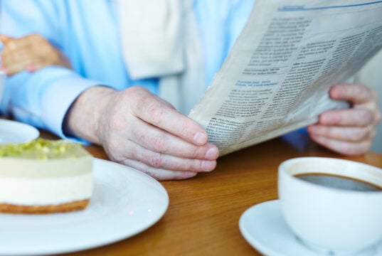 https://www.magnific.com/free-photo/morning-news_5399901.htm#fromView=search&page=1&position=33&uuid=855f31c8-5996-4a17-8be2-e4e14f2c6e88&query=newspaper+person