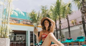 4 Romantic Getaways for Couples Traveling from Florida https://www.magnific.com/free-photo/brown-haired-woman-hat-chilling-resort-with-palm-trees-background-glamorous-brunette-female-model-laughing-summer-photoshoot-pool_13467862.htm#fromView=search&page=1&position=0&uuid=0d48c831-196c-4ea1-84e2-0716b89d9b22&query=mexicao+resort