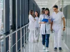 https://www.magnific.com/free-photo/team-young-specialist-doctors-standing-corridor-hospital_7869339.htm#fromView=search&page=1&position=14&uuid=8b12cba7-c37e-4c9c-9b90-98be8205a088&query=medical+center