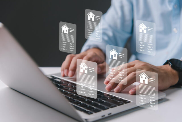https://www.magnific.com/premium-photo/real-estate-concept-business-home-insurance-real-estate-protection-buy-sell-houses-real-estate-online-virtual-screen_175242041.htm#from_element=cross_selling__photo