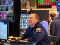 Wall Street Faces a Murky Monday as Bond Yields and Cocoa Heat Up