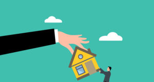 https://pixabay.com/vectors/mortgage-crashed-eviction-loan-7287442/