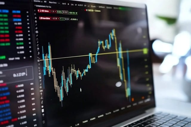 small-vecteezy_a-laptop-with-a-stock-market-chart-on-it_65826185_small https://www.vecteezy.com/photo/65826185-a-laptop-with-a-stock-market-chart-on-it