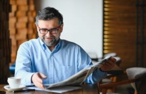 https://www.vecteezy.com/photo/39354020-newspaper-in-the-morning-senior-businessman-at-his-office-riding-newspapers