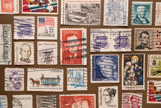 Postal Stamps From USA in Kandy stamp exhibition https://www.vecteezy.com/photo/11944734-postal-stamps-from-usa-in-kandy-stamp-exhibition