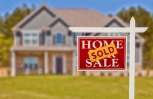 https://www.vecteezy.com/photo/16358621-sold-home-for-sale-sign-in-front-of-new-house