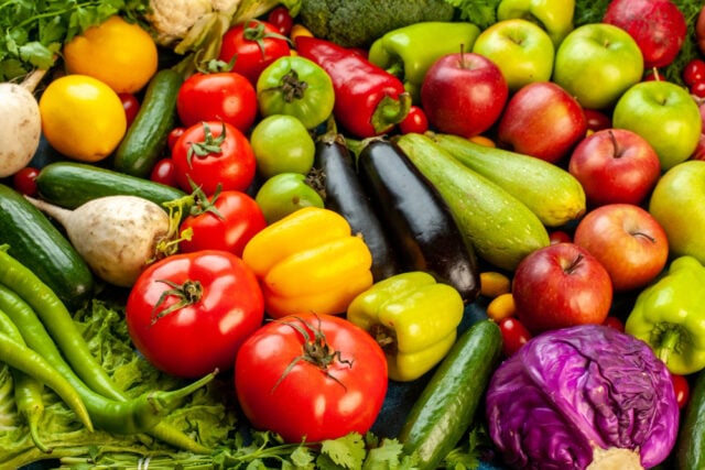 https://www.magnific.com/free-photo/front-view-vegetable_15718656.htm#fromView=search&page=1&position=0&uuid=94a4e2a4-c28a-4e4c-99f3-8c0913daa1ee&query=fruits+vegetables